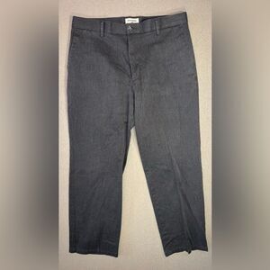 Dockers size 34x30 Classic Fit Gray Pants